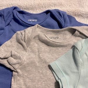3 pack short sleeve onesie size 3 months
